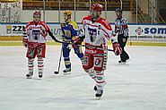 <b>Dvojice odlinch hokejist. Zkuen kapitn Tecl a mlad Votpek</b><br>